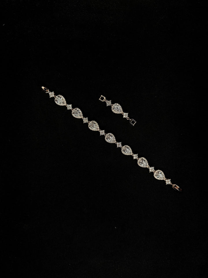 Star Drop Bracelet - MyGarments