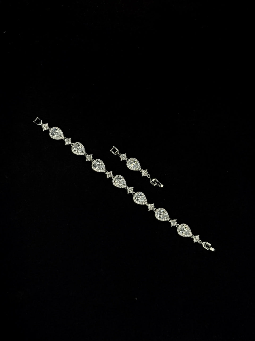 FREE: CRYSTAL BRACELET